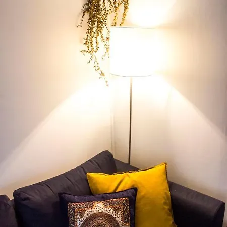 Superb Near Montmartre Apartment